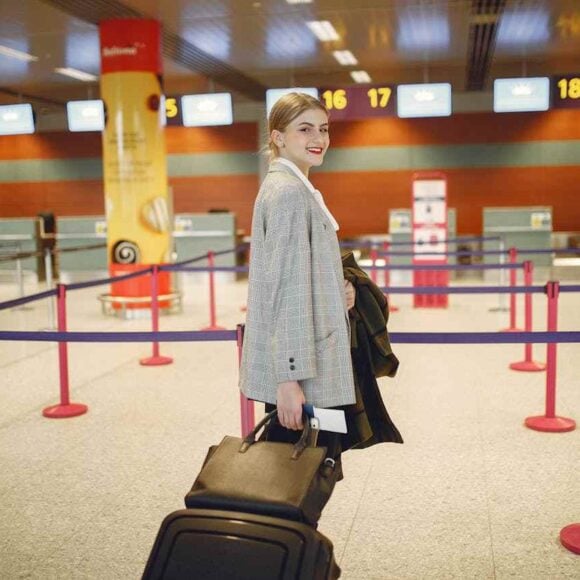 IRCC Issues 6,500 ITAs in First French-Language Express Entry Draw #337 of 2025- ImmigCanada Express Entry Draw #337