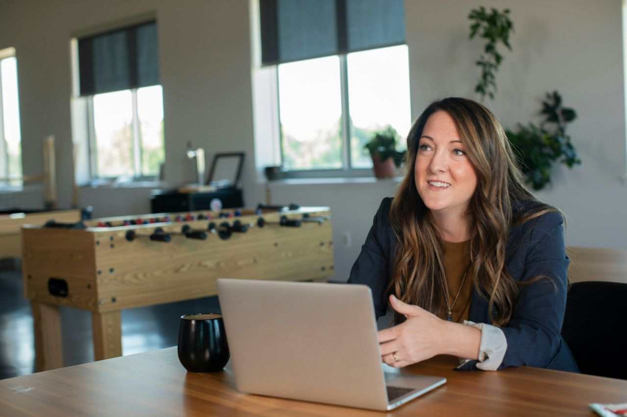 Latest IEC Invitations Issued to 2,378 Candidates- ImmigCanada Latest IEC Invitations