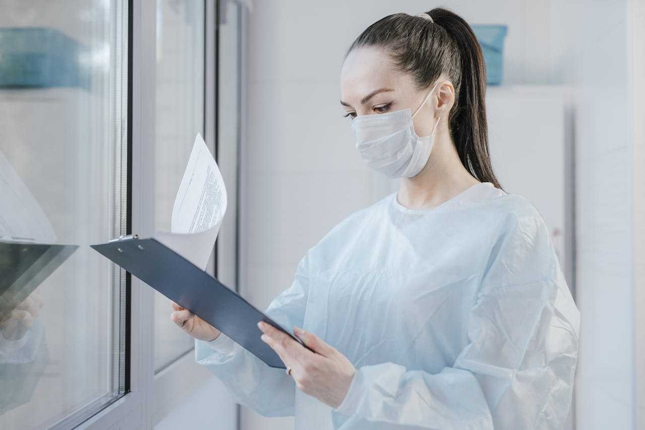 Canada Issues 500 ITAs in First Express Entry Healthcare Draw of 2025- ImmigCanada Express Entry Healthcare Draw