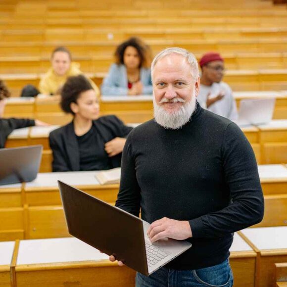 IRCC Issues 3,000 ITAs in Latest Express Entry CEC Draw with 529 CRS Cut-Off- Canada Immigration News Express Entry CEC Draw