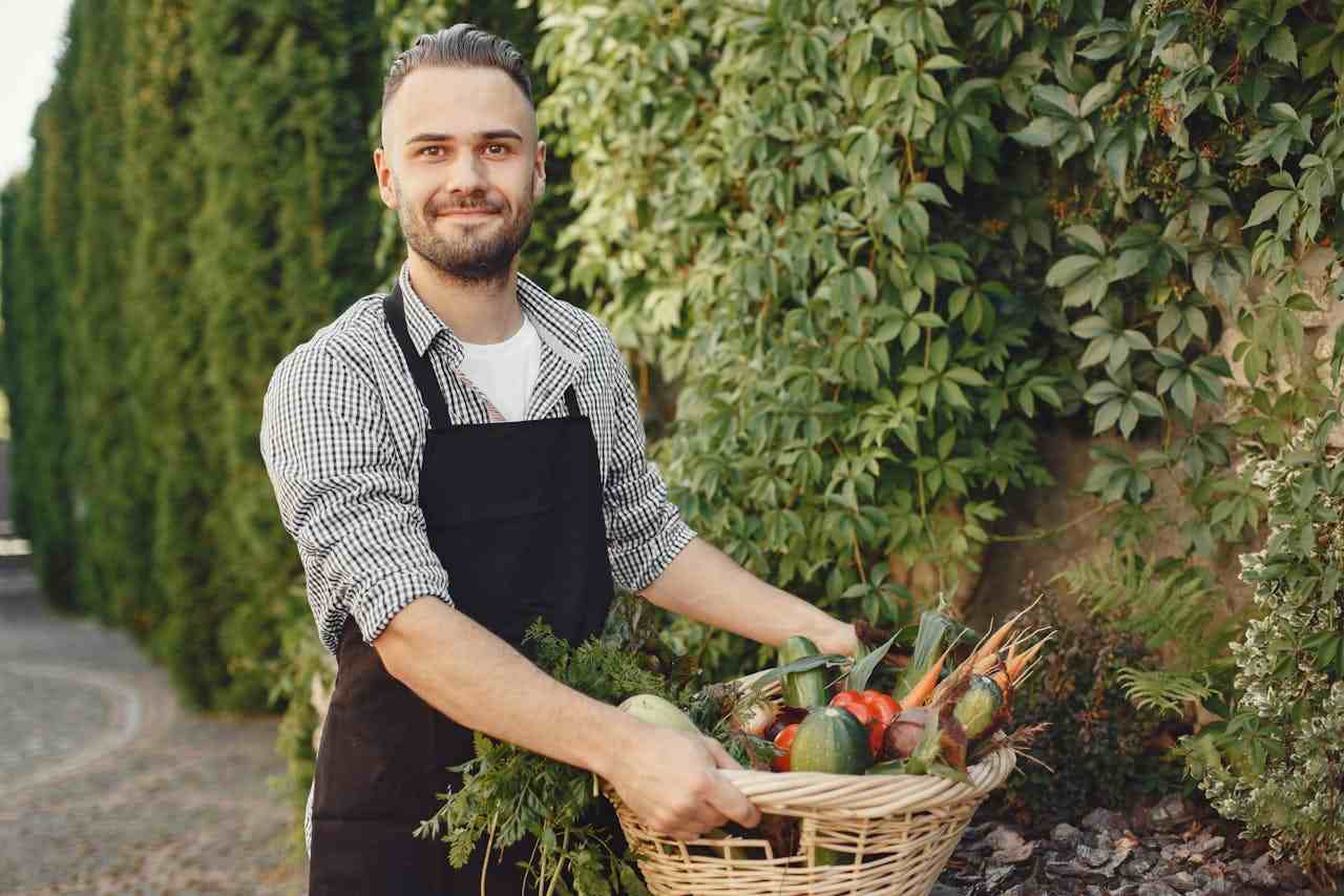 Canada Plans New Immigration Stream for Agriculture and Fish Processing Jobs in 2025- ImmigCanada Immigration Stream for Agriculture