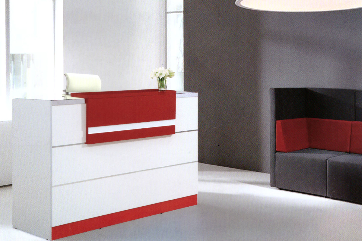 Ely-Reception-Counter