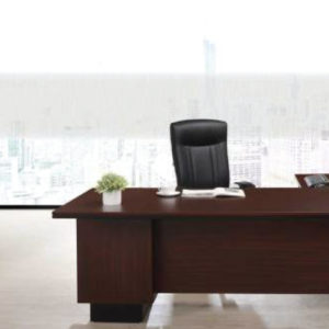 Gamania-Executive-Desk
