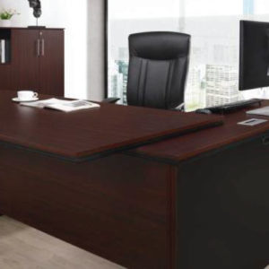 Gamania-Executive-Desk