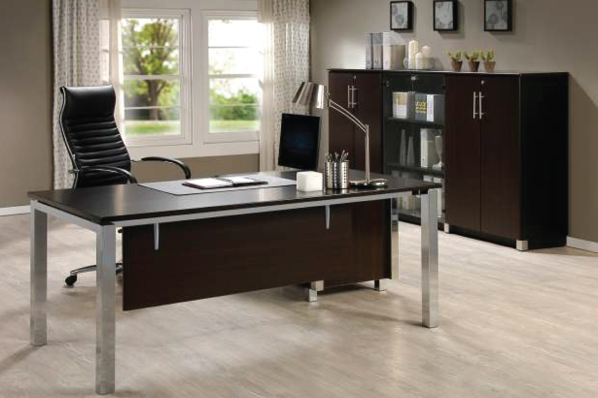 Formation-Executive-Desk