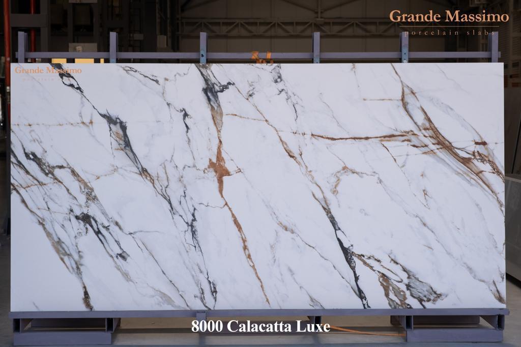 שיש לבן עם גידים