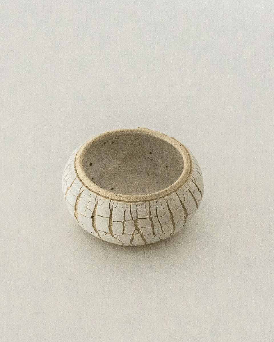 STNWRE Bowl - Crackled White - Image 4