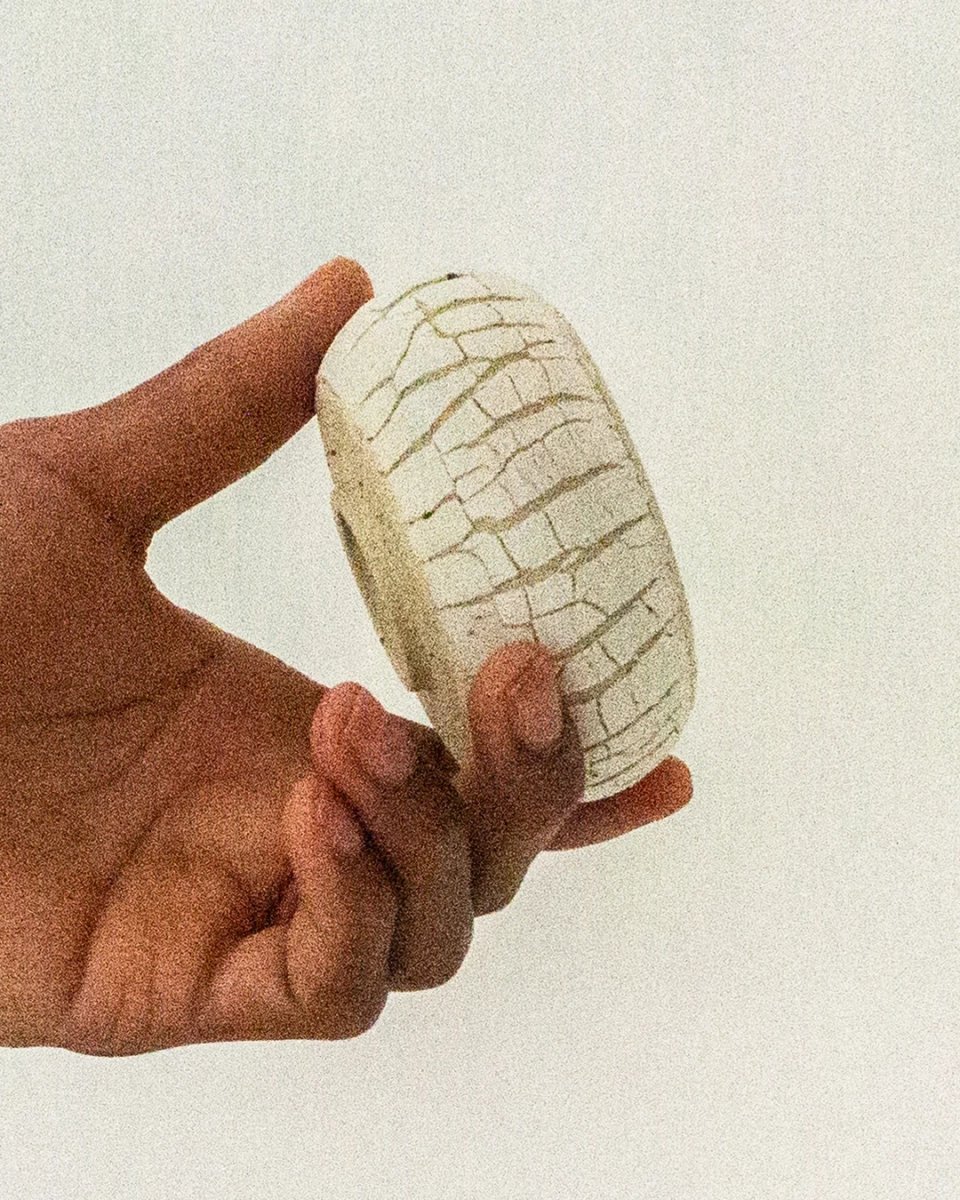 STNWRE Bowl - Crackled White - Image 6