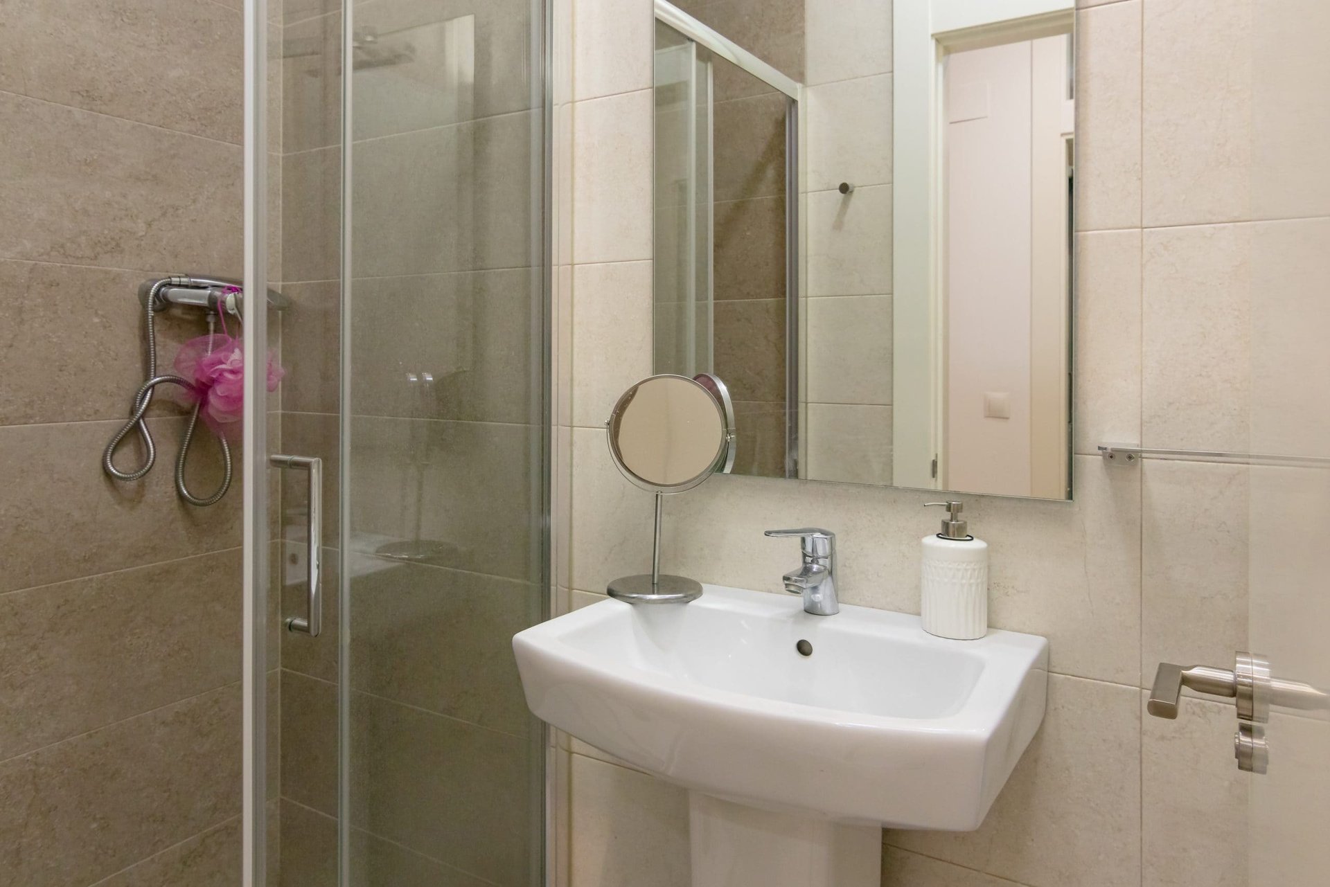 Piso Centrico de lujo Emilio Pino - Imagen 3