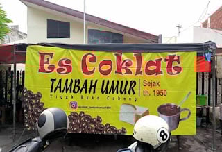 Es Coklat Tambah Umur 1950