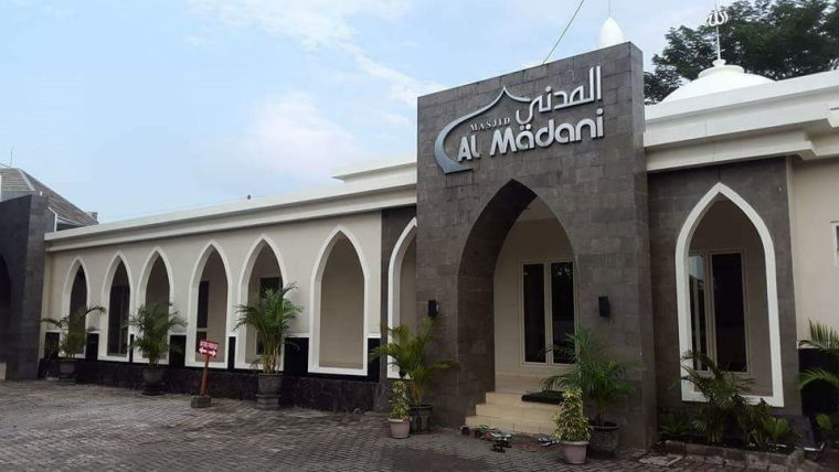 Masjid Al Madani Surabaya