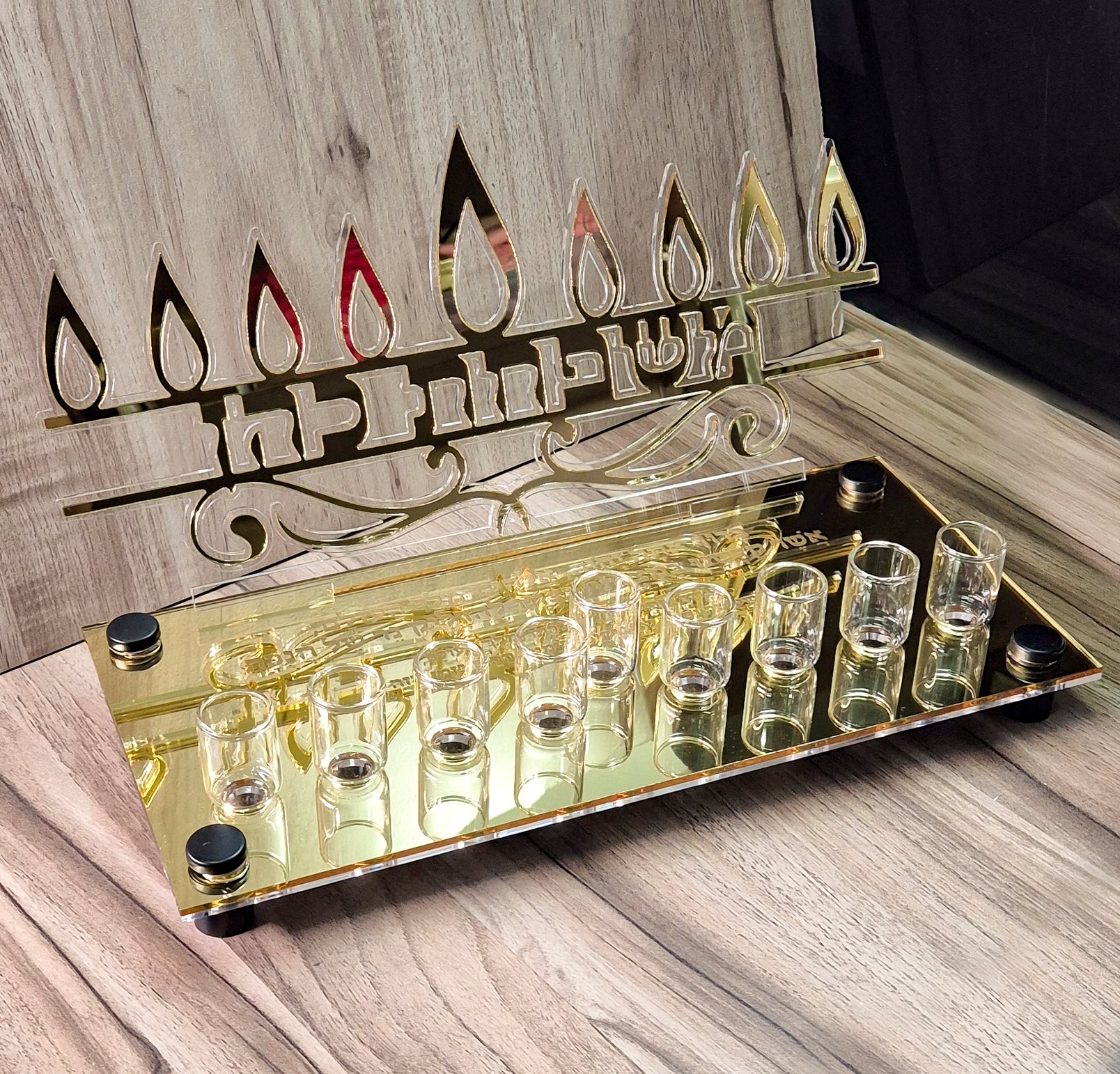 ⁦חנוכייה 2025 בלייזר שם משפחה כסוף⁩ – תמונה ⁦5⁩