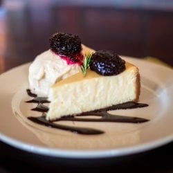 raspberry cheesecake slice