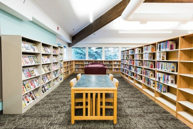 10_22_2015_High_River_Library-34 600px