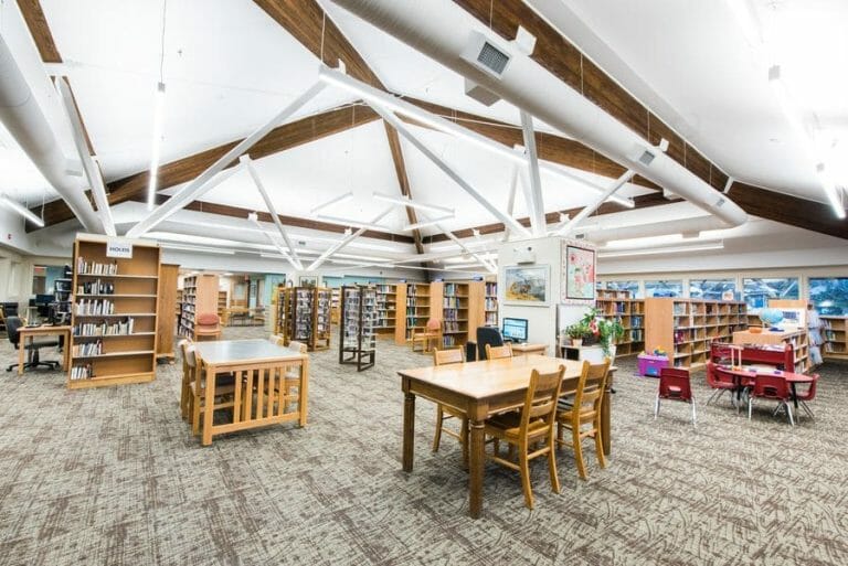 10_22_2015_High_River_Library-5 600px