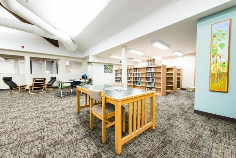 10_22_2015_High_River_Library-36 600px
