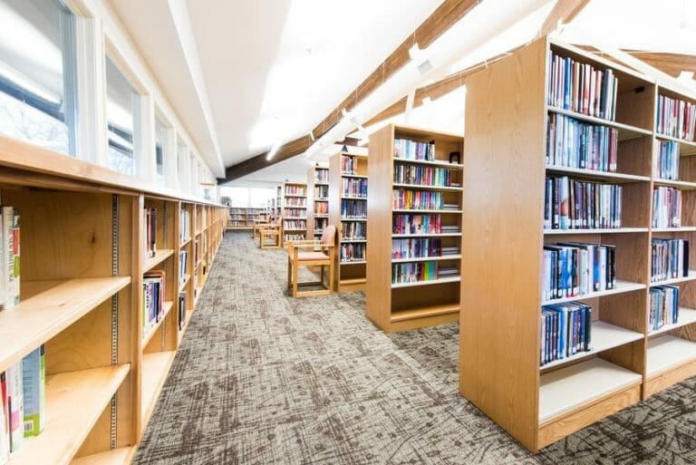10_22_2015_High_River_Library-21 600px