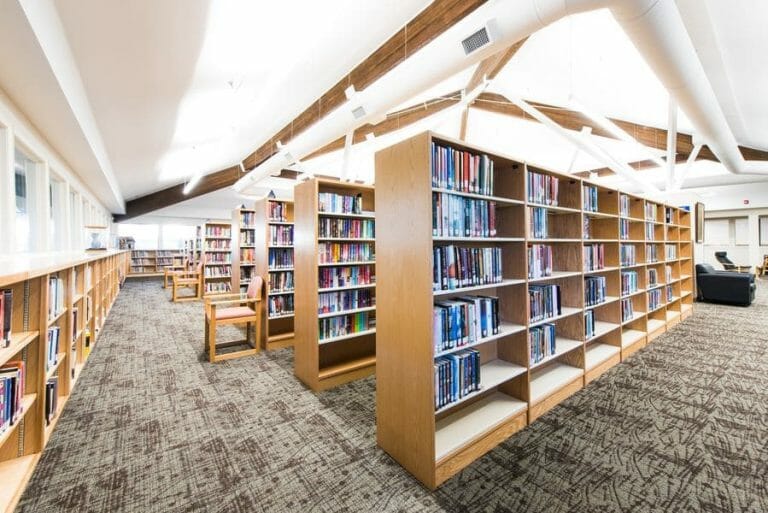 10_22_2015_High_River_Library-20 600px