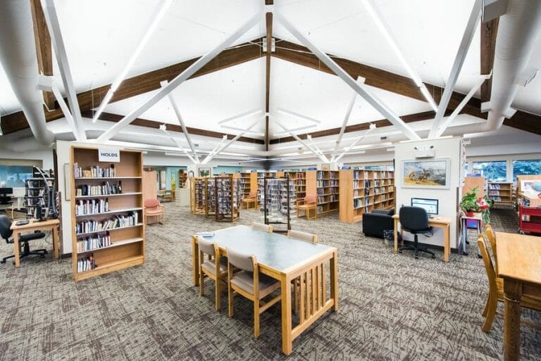 10_22_2015_High_River_Library-39 600px