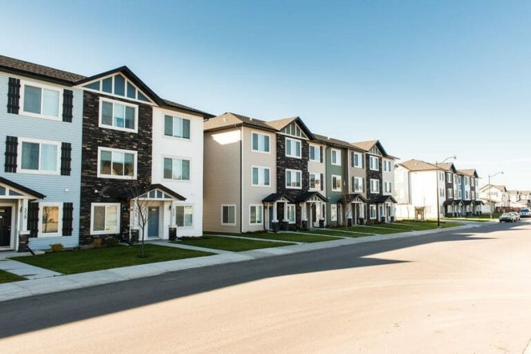 09_29_2015_Tara_Lake_Townhomes-5 600px