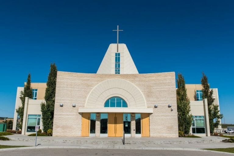 09_23_2015_St_James_Church-1 600px