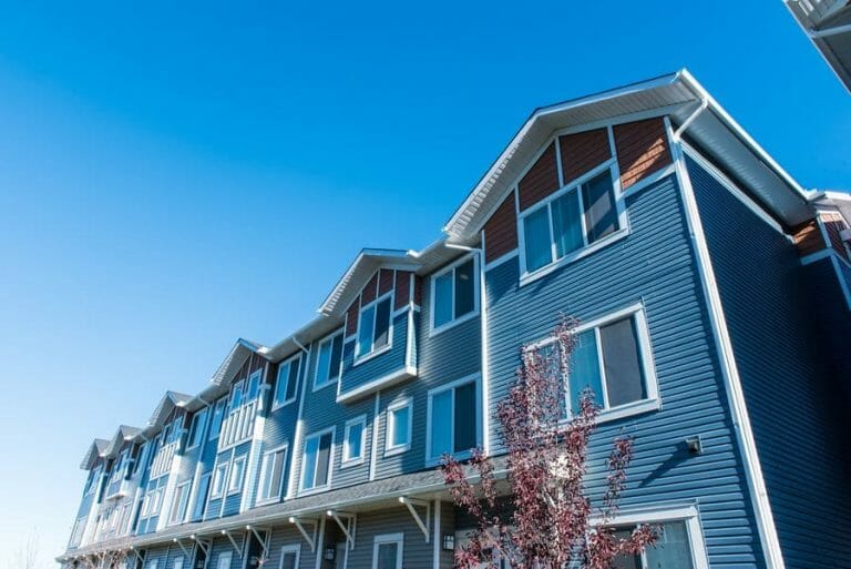 09_28_2015_High_River_Townhomes-35 600px