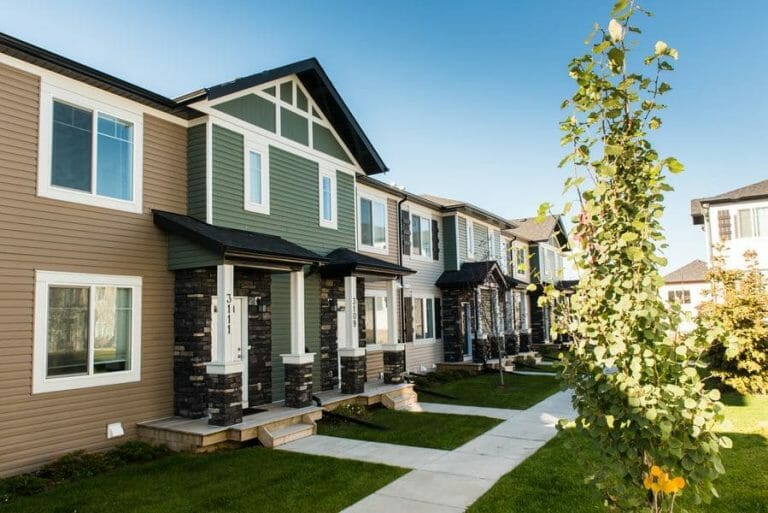 09_29_2015_Tara_Lake_Townhomes-18 600px