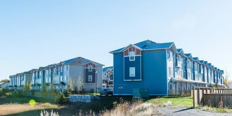 09_28_2015_High_River_Townhomes-32 600px