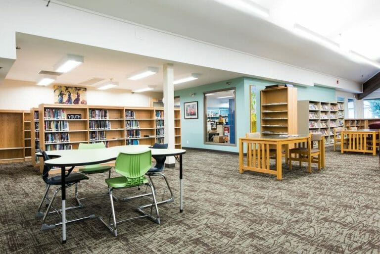 10_22_2015_High_River_Library-32 600px