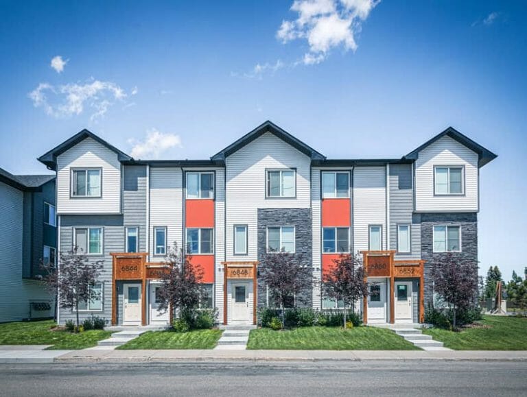 Elliston Townhomes Ext FrontView