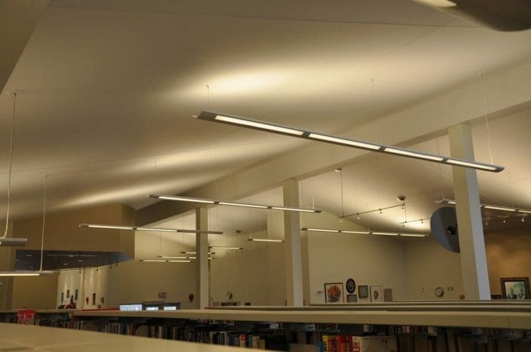 Cardston Public Library 08 600px