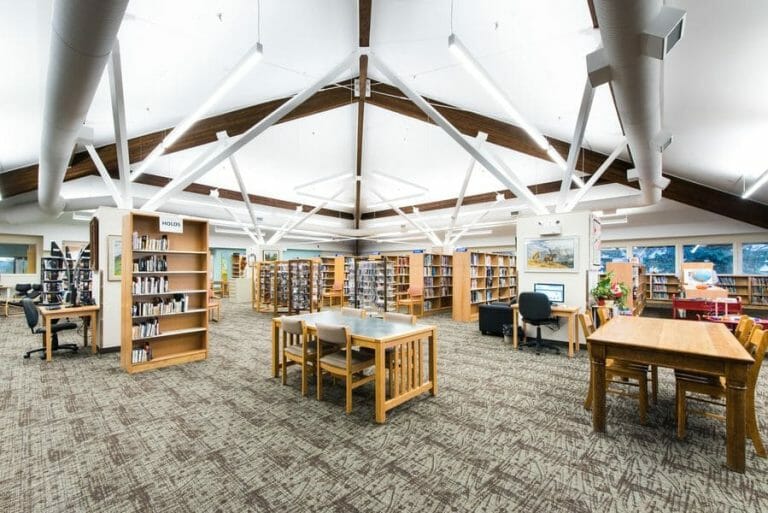 10_22_2015_High_River_Library-2 600px