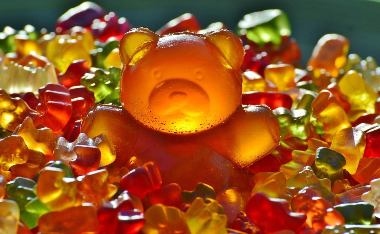 Zucker in Getränken verringert den Erfolg einer künstlichen Befruchtung Riesengummibär Gummibär Gummibärchen Fruchtgummis