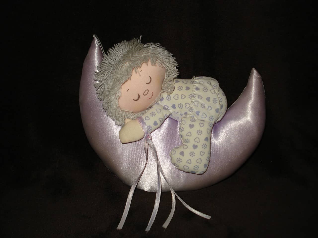 Der kleine Häwelmann puppe spielzeug schlafen gute nacht mond kind