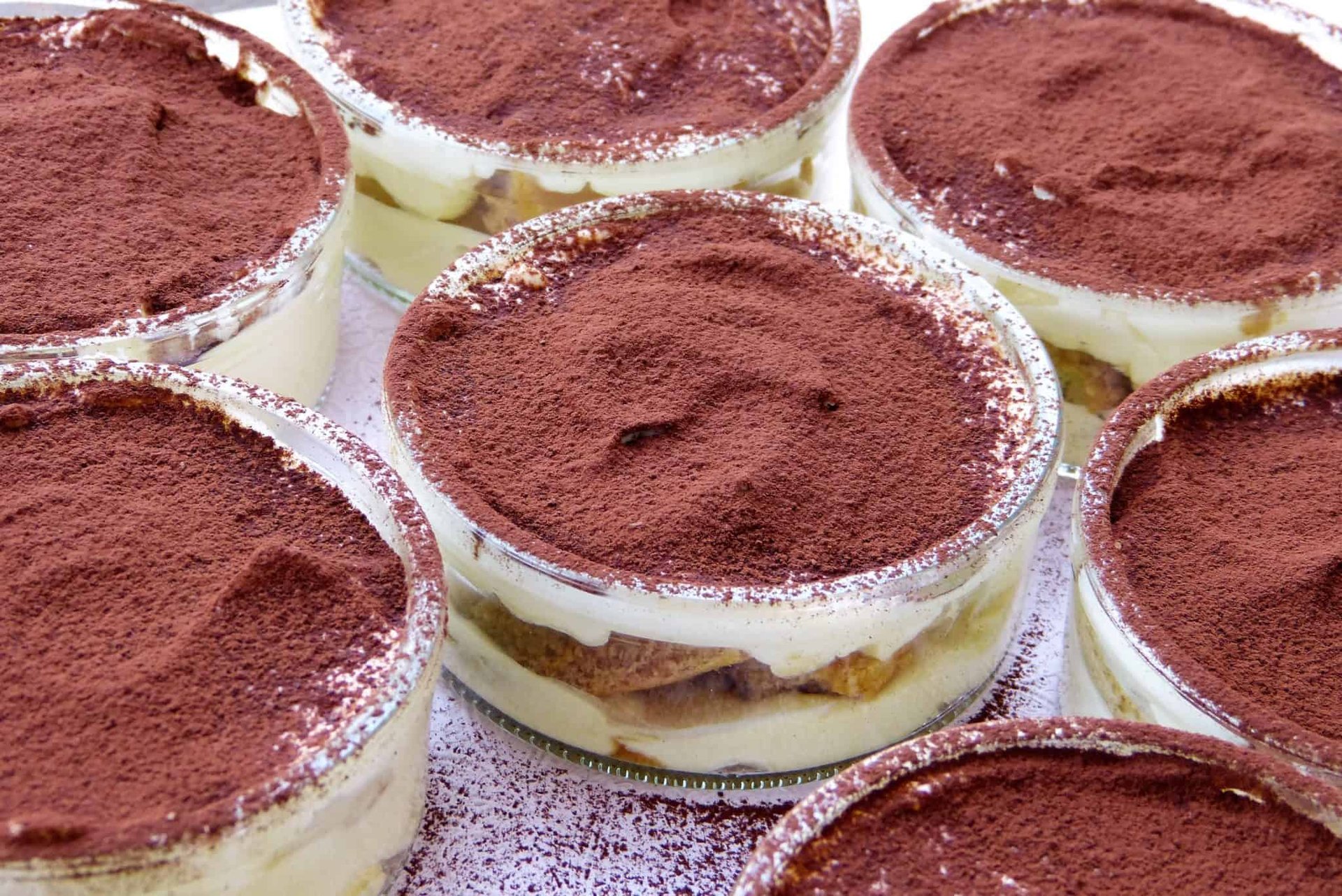 tiramisu, schälchen, gläser