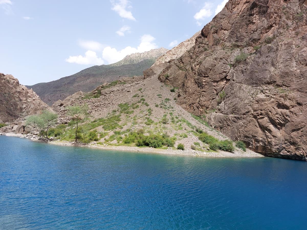Einer der sieben Seen mit tiefblauer Farbe.
Reise entlang der Seidenstraße
Foto: Dr. Ronald Keusch