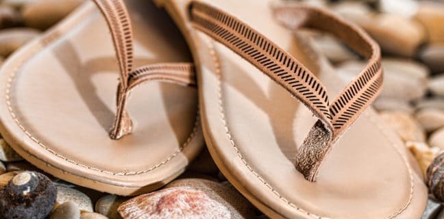 Studie: Flip-Flops nicht den ganzen Tag tragen strand tangas, flip flops, schuhwerk