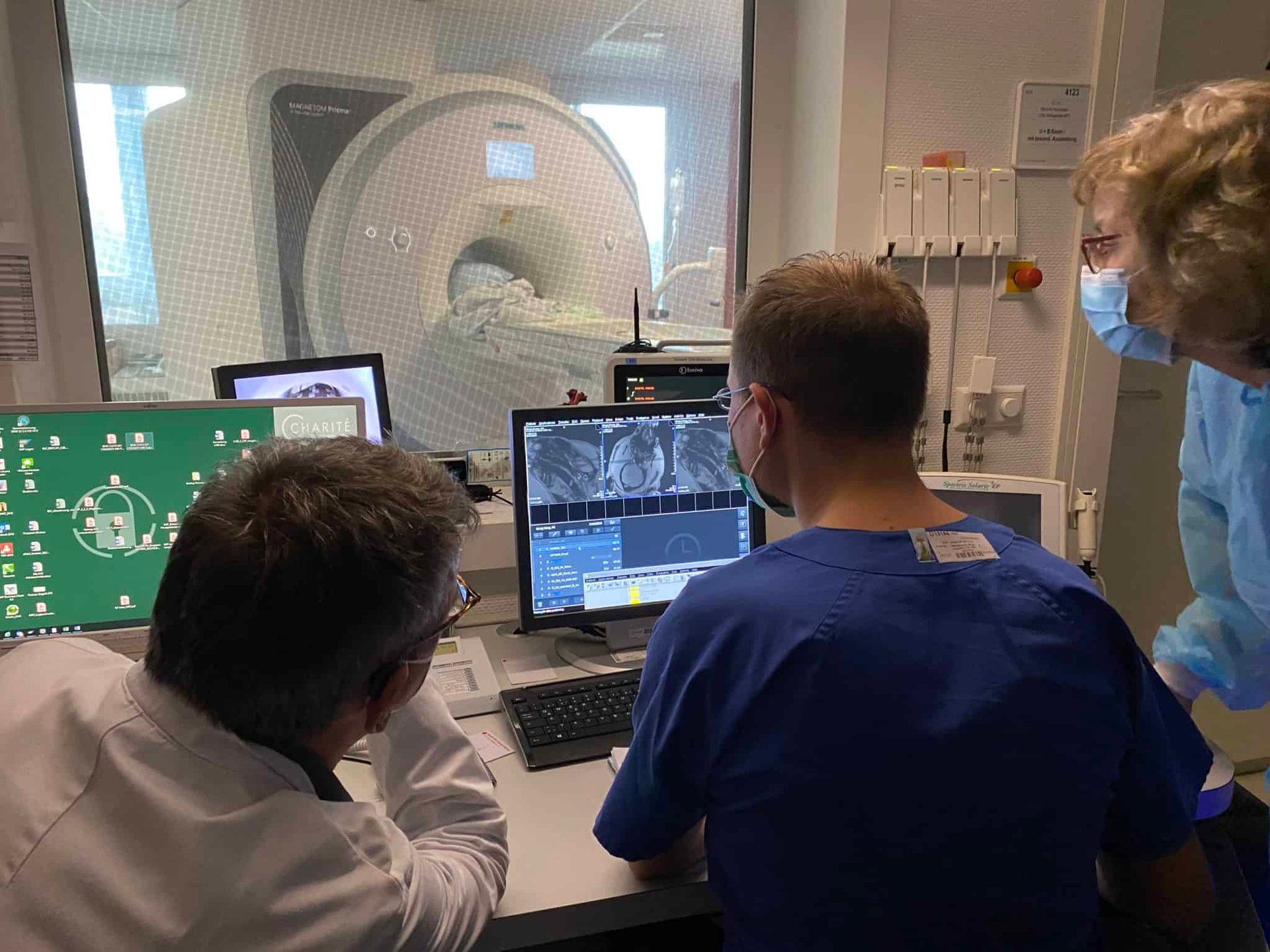 Panda Pit krank (Fotos Zoo Berlin, PM: Published by Zoologischer Garten Berlin AG)