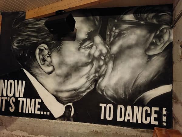 Now it's time ... to dance