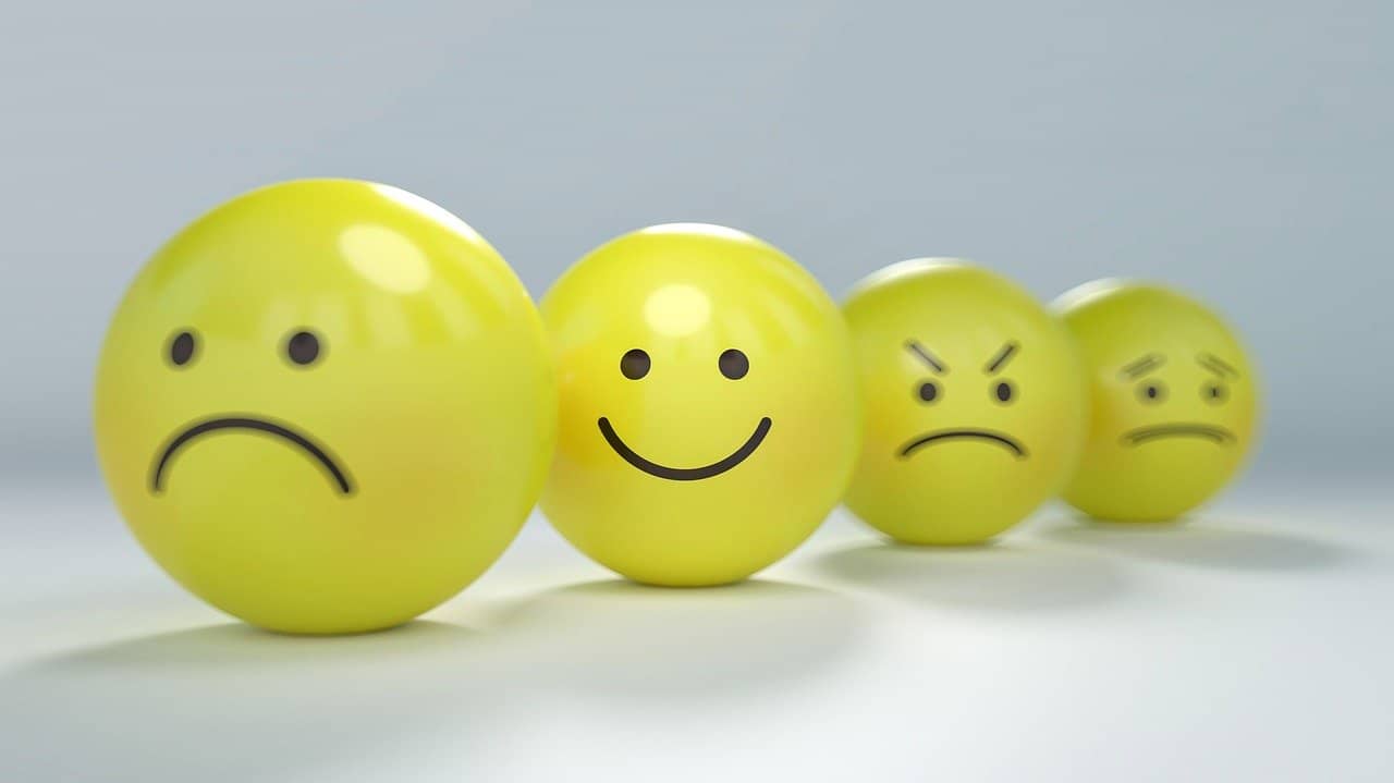Stimmungsschwankungen gegen Ende der Schwangerschaft Smiley Emoticon Zorn Wütend Angst Emotionen