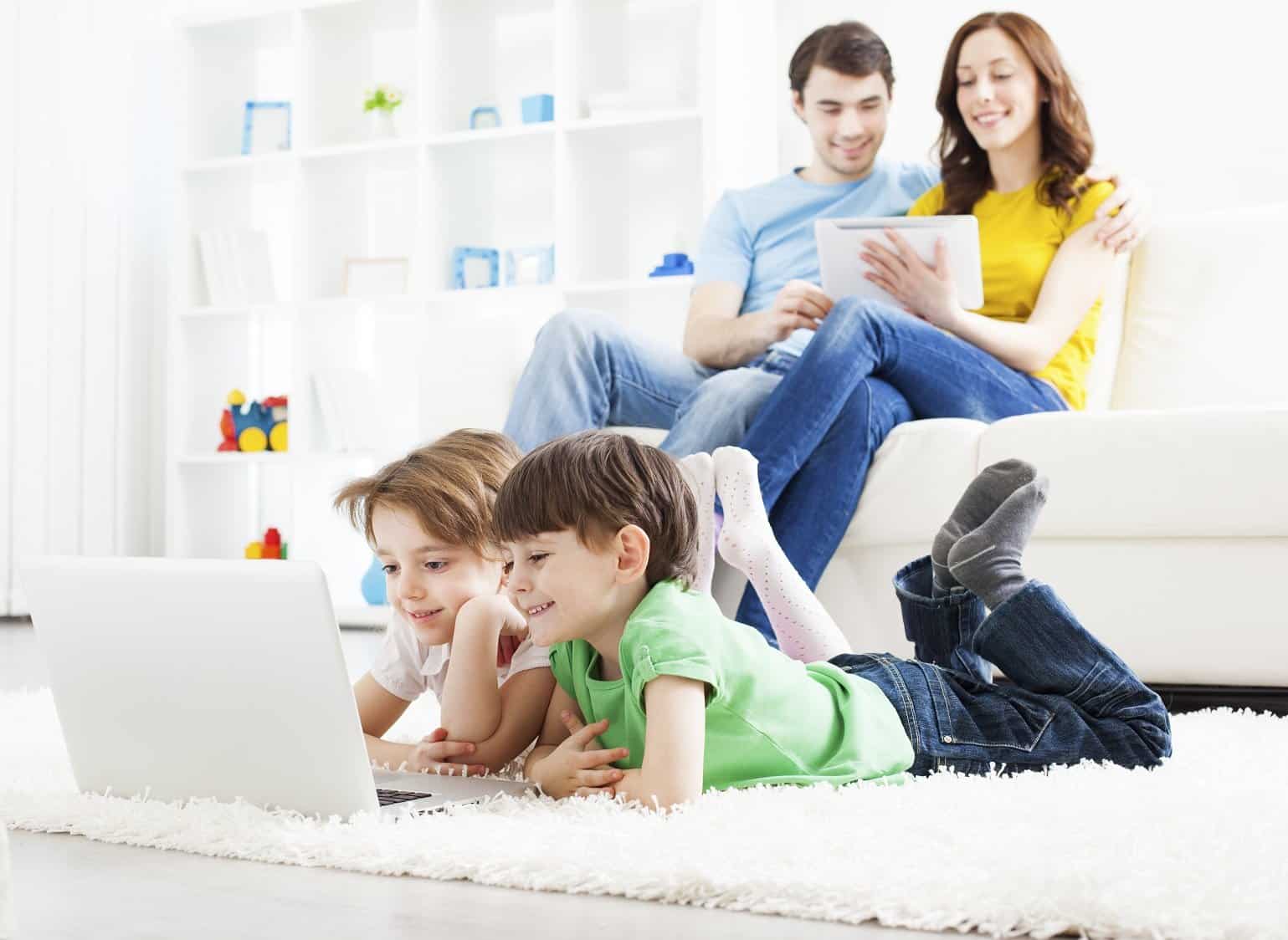 Sexting – Gefahr für Kinder Smartphones und Tablets sind aus unserem Leben nicht mehr wegzudenken (Quelle: BullGuard)