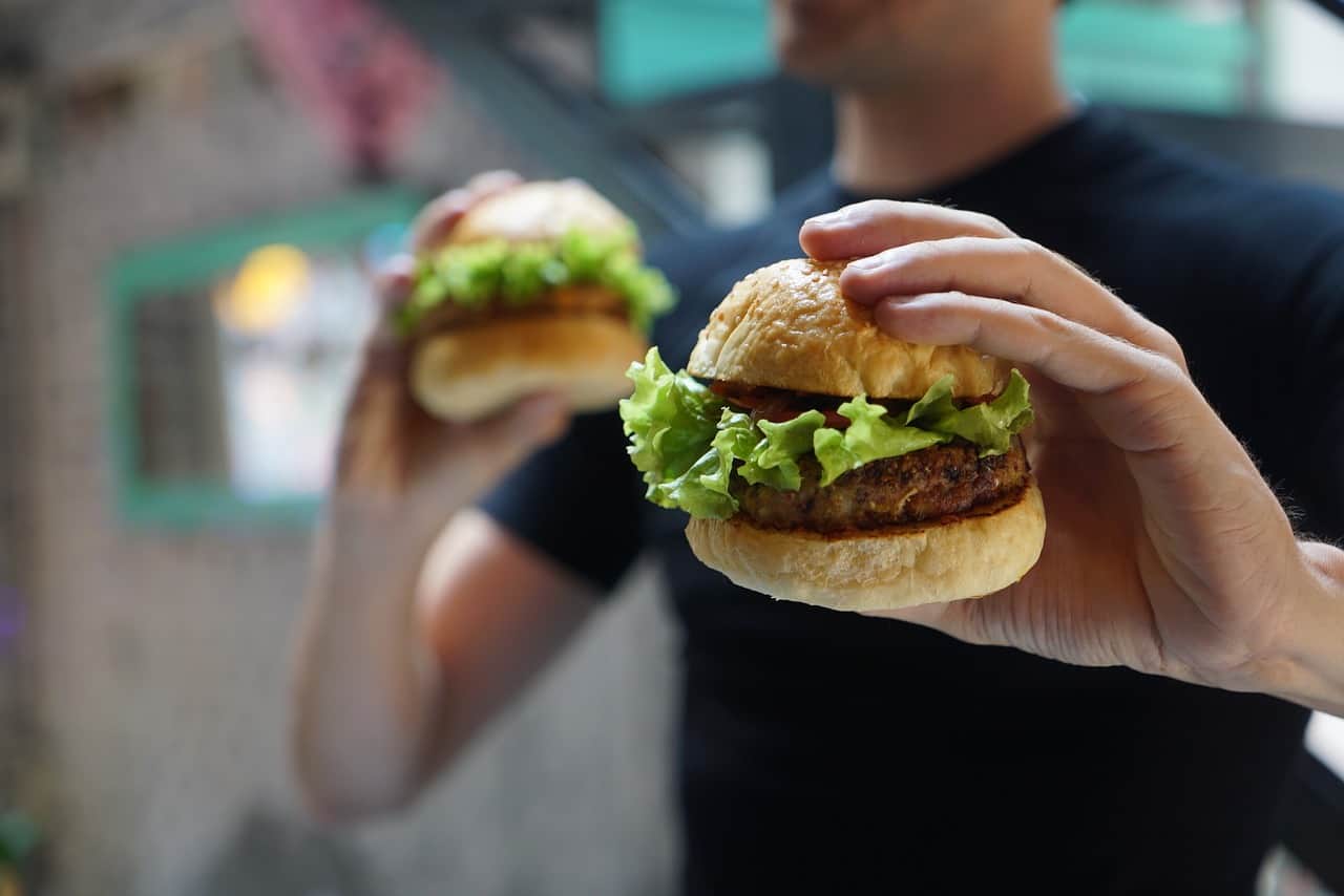 BMI: Mit Fast Food sogar senken? hamburger vegan vegetarisch schmackhaft bulette