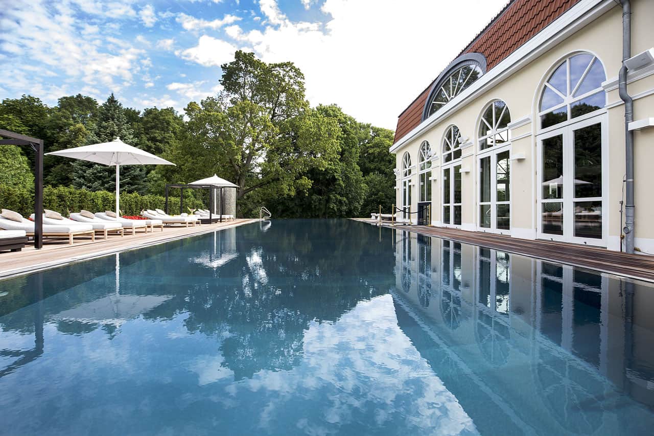 Schloss Fleesensee - SPA Außenpool
