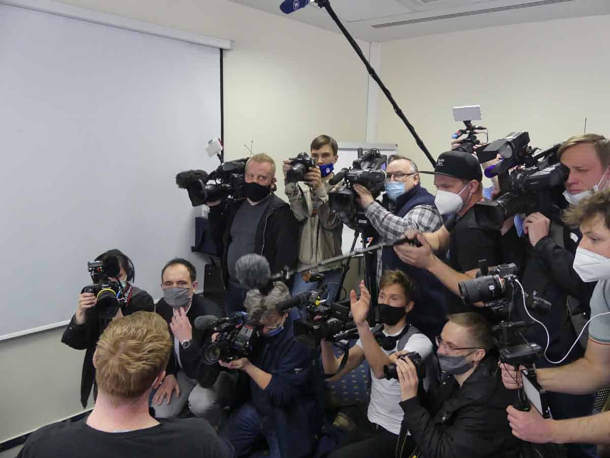 Impfreise Russland nach Moskau/Russland
Presse-Auflauf für die Freiwilligen