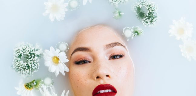 Muttermilch bald verboten? Vorschlag: Oberkörperflüssigkeit Muttermilch