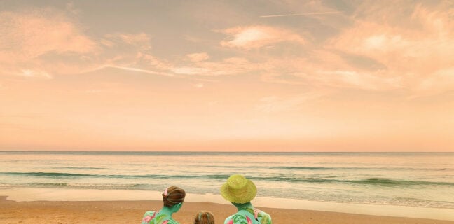 Dann bin ich mal nackt Die Freiheit der Nacktheit © France 4 Naturisme 2020-2025