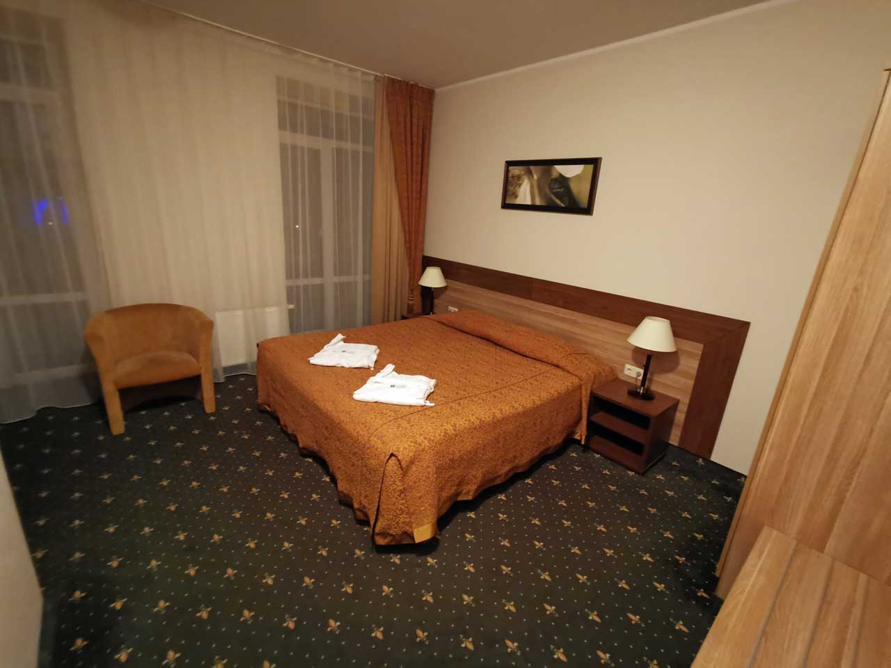 Egles Spa Zimmer Sauber und funktional eingerichtet