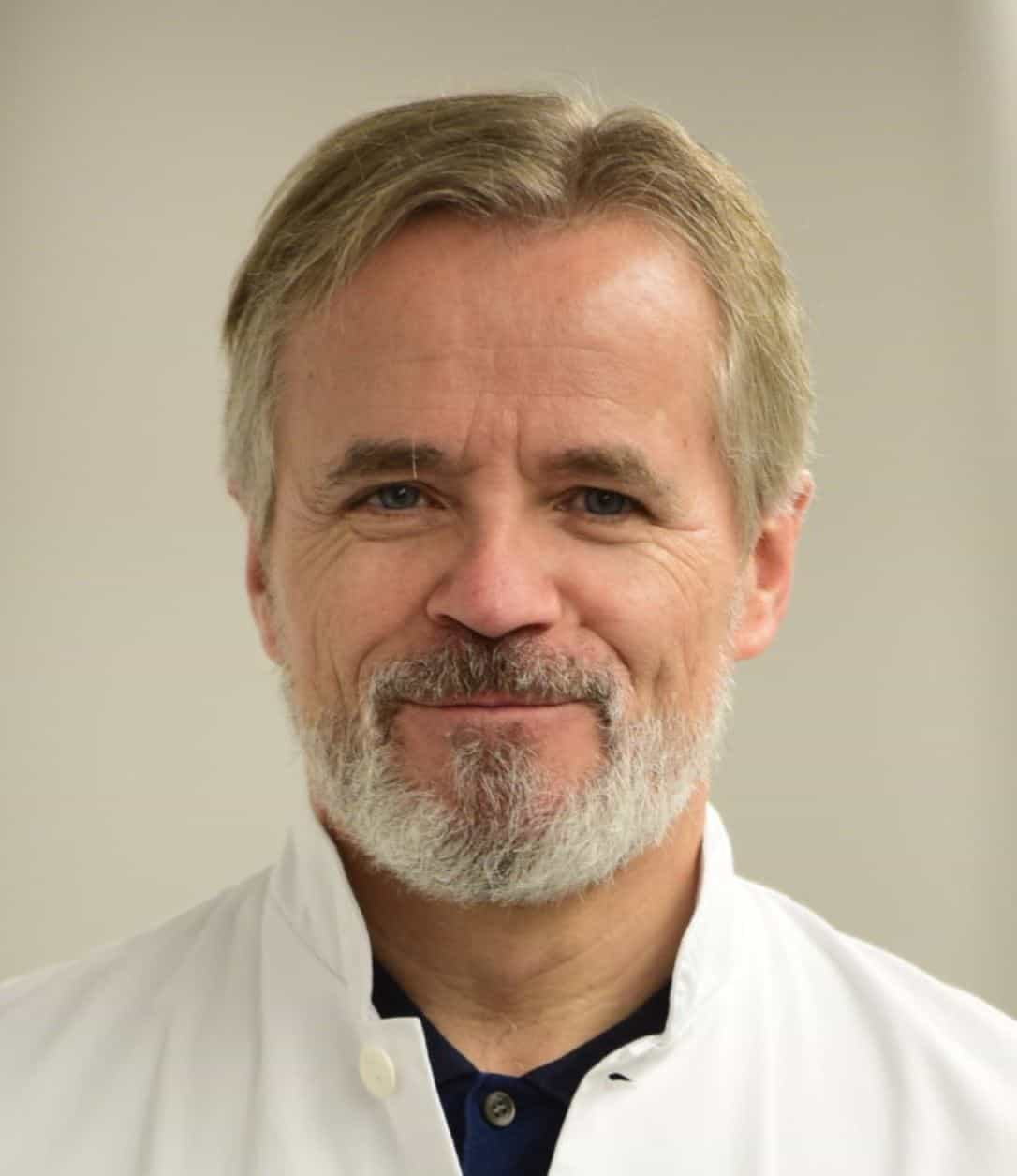 Prof. Dr. med. Dr. h.c. Paul R. Vogt
Facharzt FMH für allgemeine Chirurgie, Herz- und Gefässchirurgie