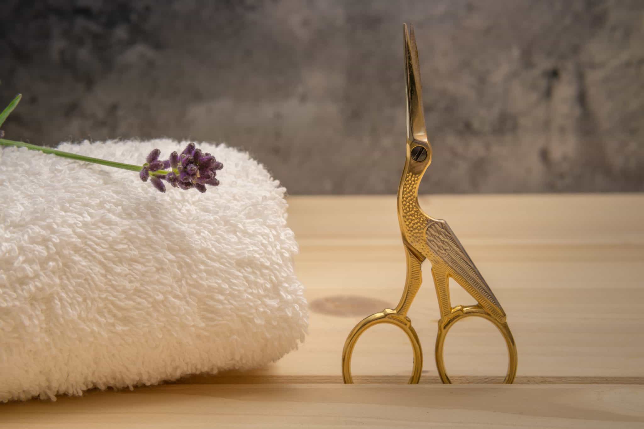 Hebammenhilfe , schere, storchschere, nabelklemme, Wann suche ich mir meine Hebamme