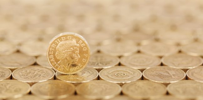 Kredit aufnehmen – was man bei einem Kredit beachten sollte Kredit aufnehmen, geschäft, bargeld, münze